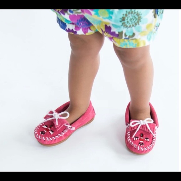 Minnetonka Other - Infant Minnetonka Thunderbird II Moccasins